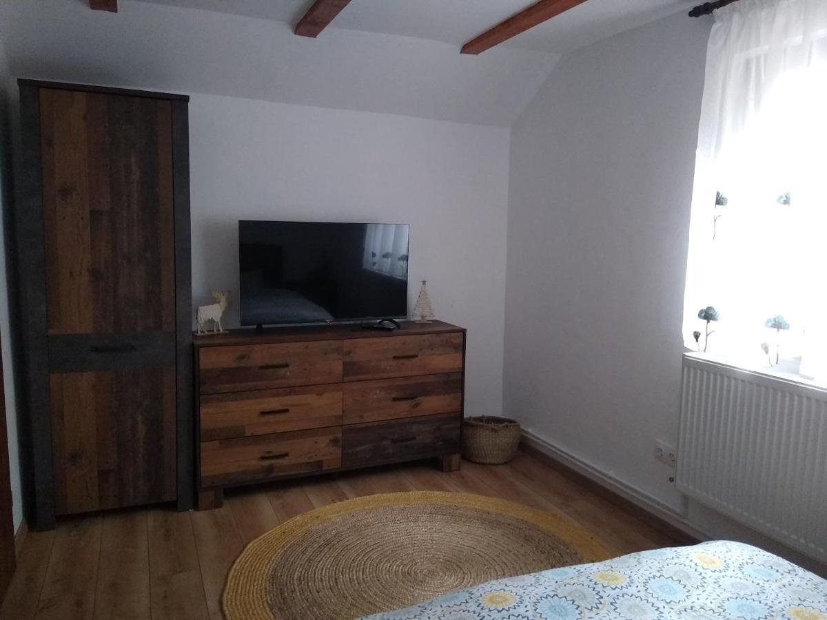 New And Comfortable Two Bedroom House Gărâna Zewnętrze zdjęcie